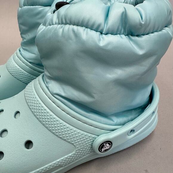 Crocs Classic Lined Neo Puff Boot in Aqua Slip On Women's Size 9 Men's 7 - Picture 3 of 14